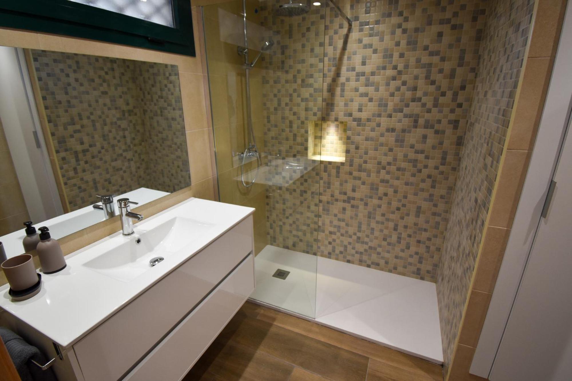 Urb Pueblo Del Parque, Luxury 2 Bedroom Apartment. Fantastic Central Location. เบนัลมาเดนา ภายนอก รูปภาพ