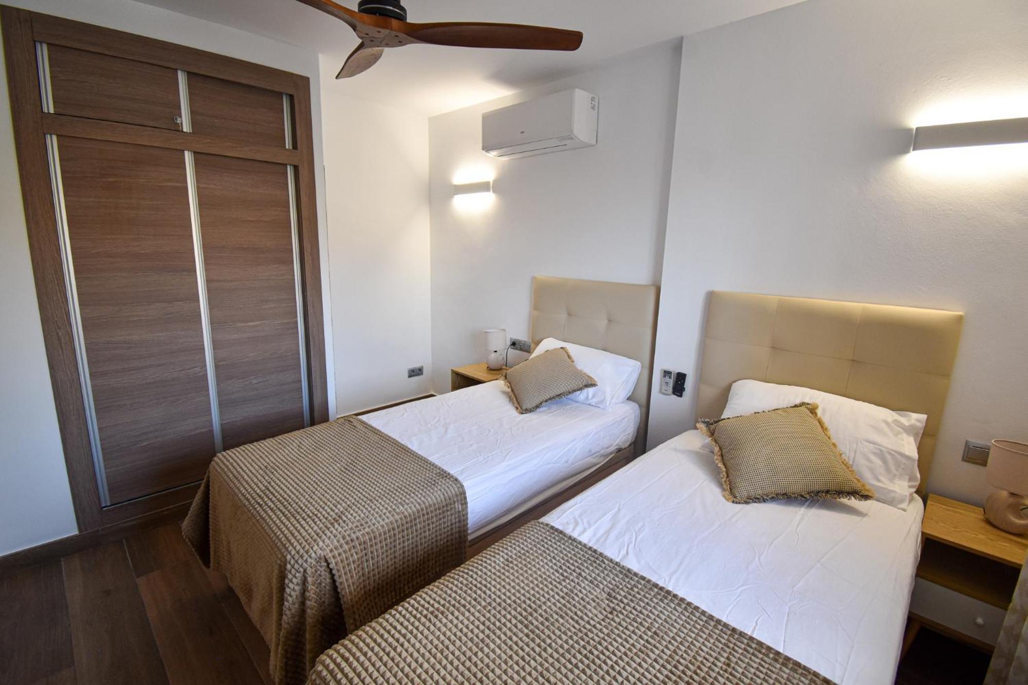 Urb Pueblo Del Parque, Luxury 2 Bedroom Apartment. Fantastic Central Location. เบนัลมาเดนา ภายนอก รูปภาพ
