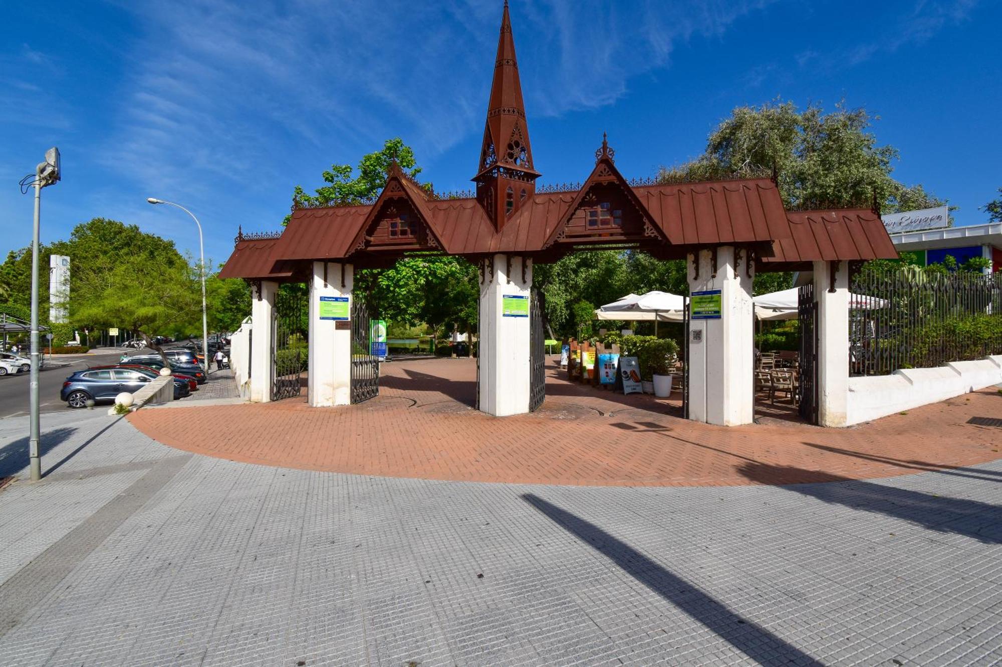 Urb Pueblo Del Parque, Luxury 2 Bedroom Apartment. Fantastic Central Location. เบนัลมาเดนา ภายนอก รูปภาพ